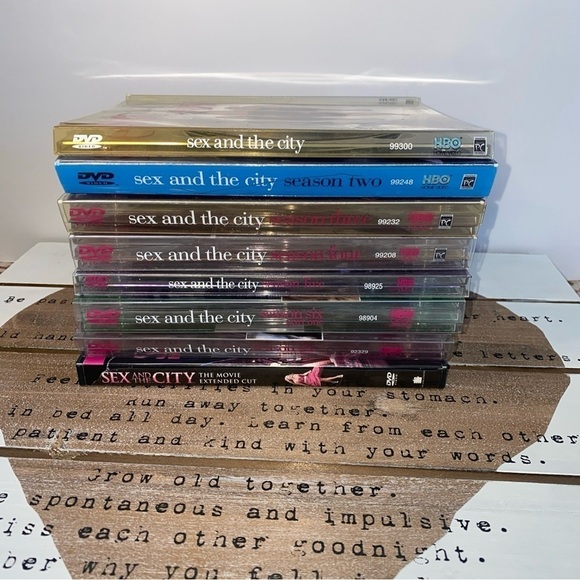 COPY - Sex and the City - Complete Series Seasons 1-6 - Picture 1 of 12
